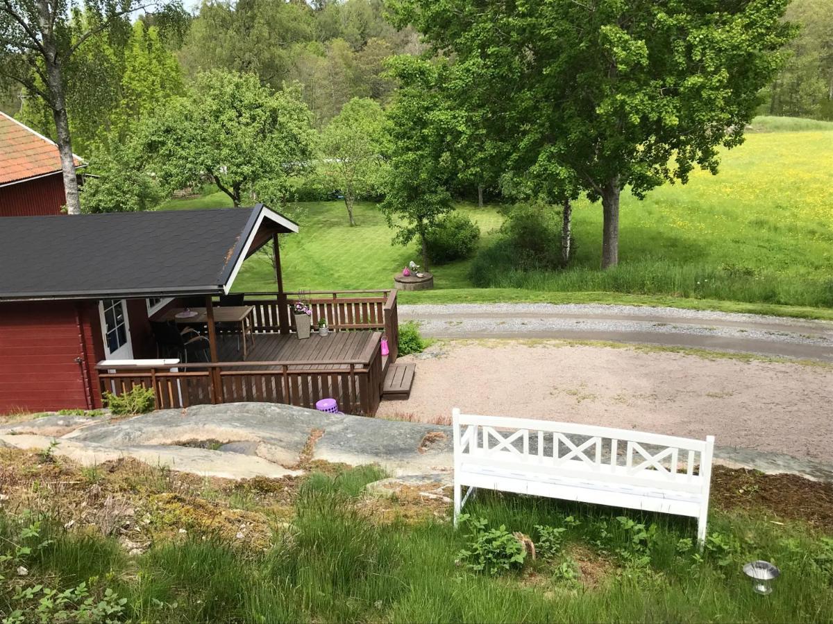 Stuga Utanfoer Fjaellbacka Exterior foto